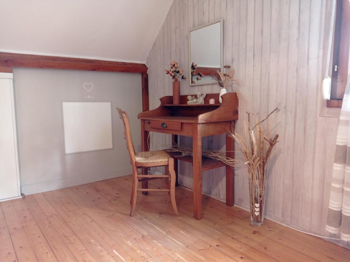 Chambre Campagnarde Du Gres Rouge De Beauval Bagian luar foto